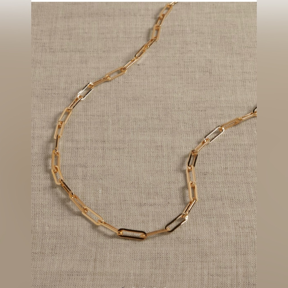 Banana Republic RAVENA PAPERCLIP CHAIN NECKLACE | AUREUS + ARGENT Gold